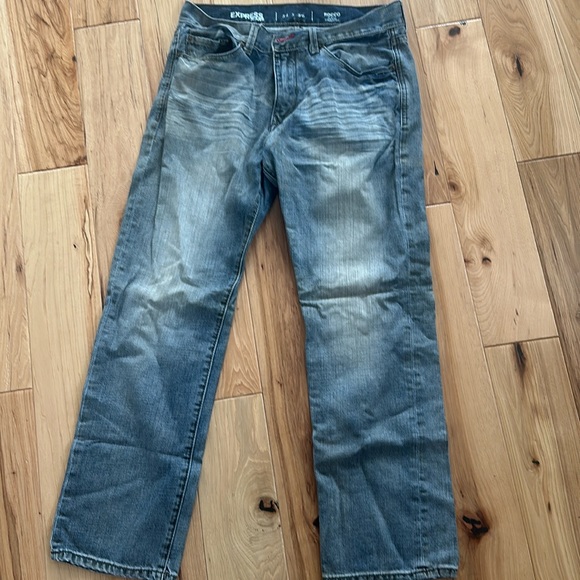 Express Jeans - Picture 1 of 3